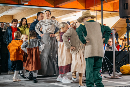 Bucˇnce2025-Lintvar1 – kopija